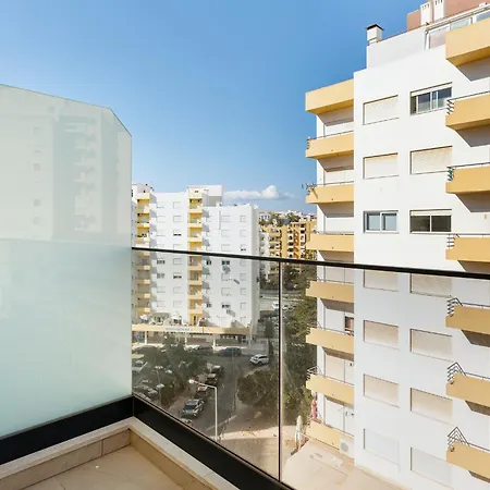 Bright 2br In Da Rocha - 5 Minutes To
